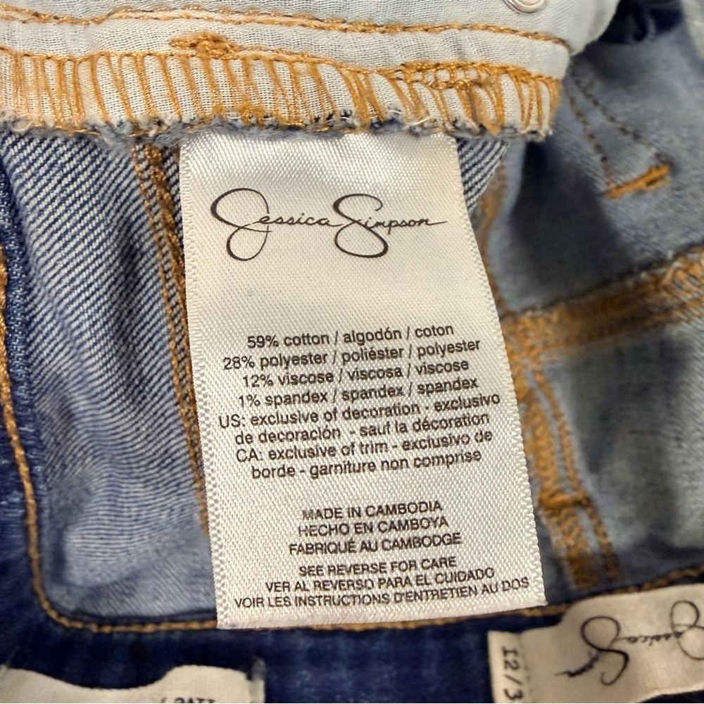 Jessica Simpson 5 Pocket Flare Blue Jean Size 12/31 - Picture 6 of 8